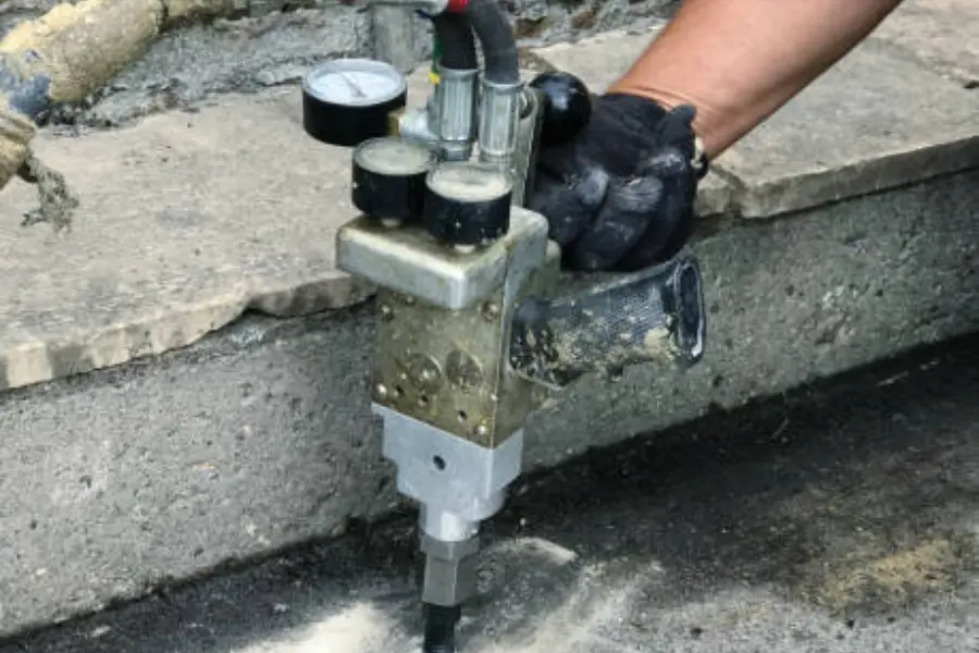 Foundation Repair in W Taunton Rd